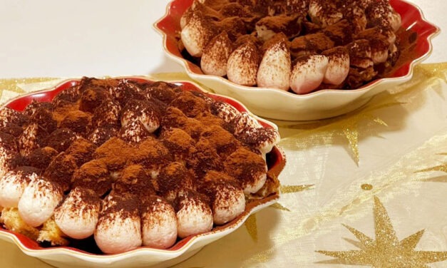 COPPETTE DI TIRAMISÙ AL PANNETTONE DELLA MONICA