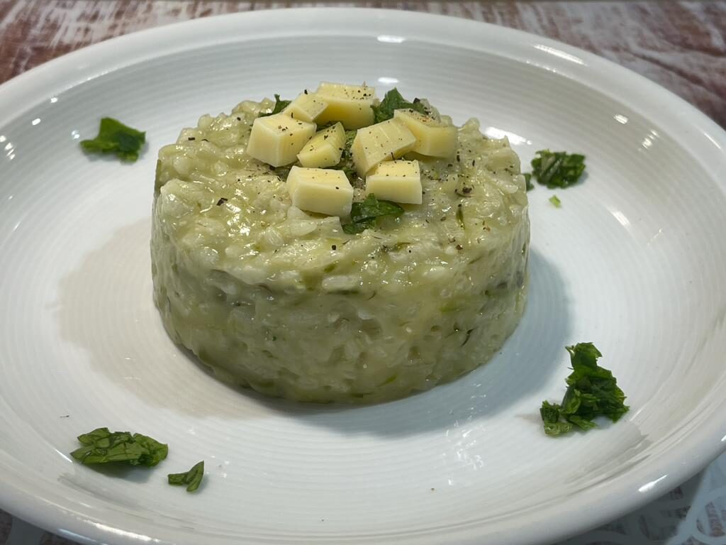 Risotto con asparagi selvatici della Monica