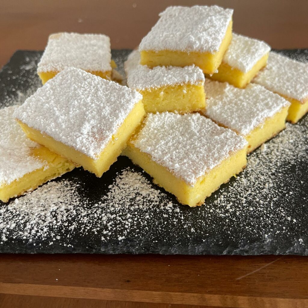 Quadrotti al limone senza glutine